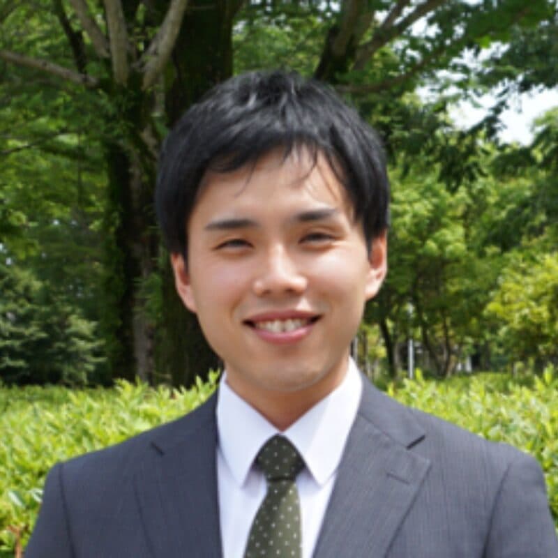 塚口世名